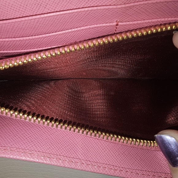 Prada Pink Wallet with Fun Snap Closure - Picture 9 of 9